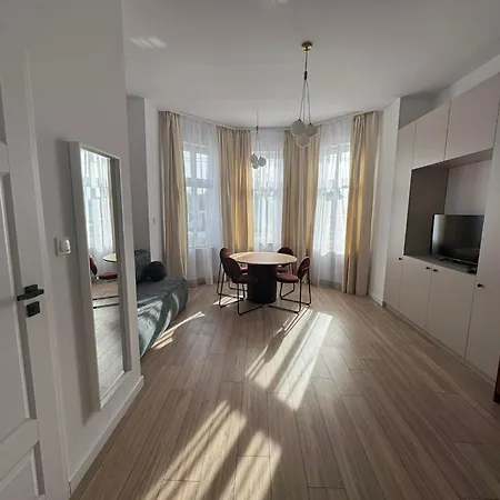 Cloud Comfort Apartment